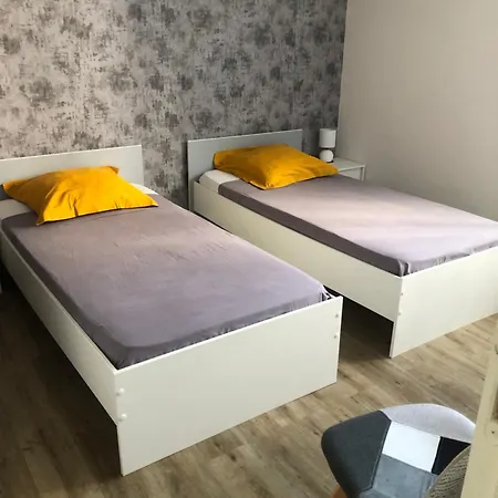 Le Appartement *
